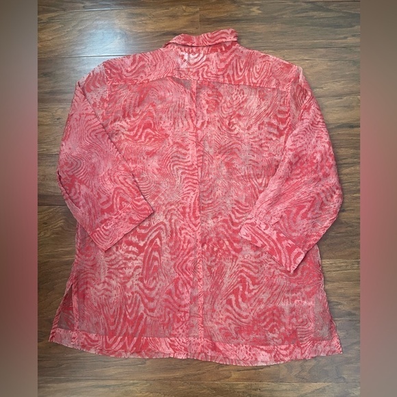 Chicos Red Sheer Button Up Blouse Size 2 - Picture 3 of 5